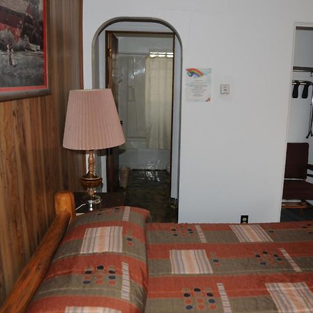 Rainbow Motel Thermopolis Δωμάτιο φωτογραφία