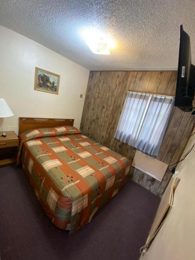 Rainbow Motel Thermopolis Εξωτερικό φωτογραφία