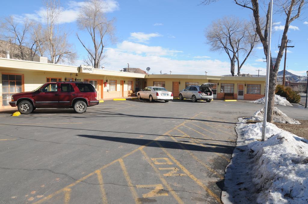 Rainbow Motel Thermopolis Εξωτερικό φωτογραφία